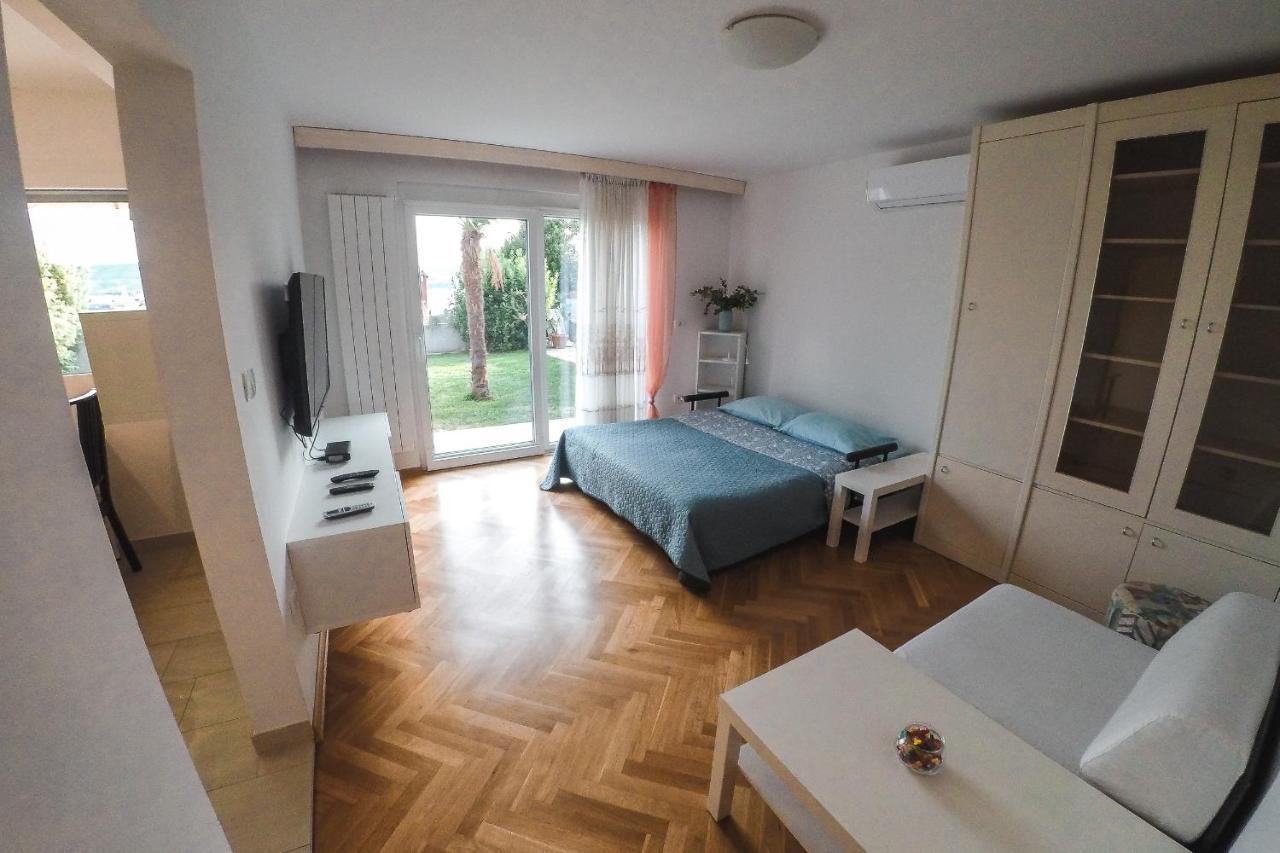 Garden View Apartments Ankaran Dış mekan fotoğraf
