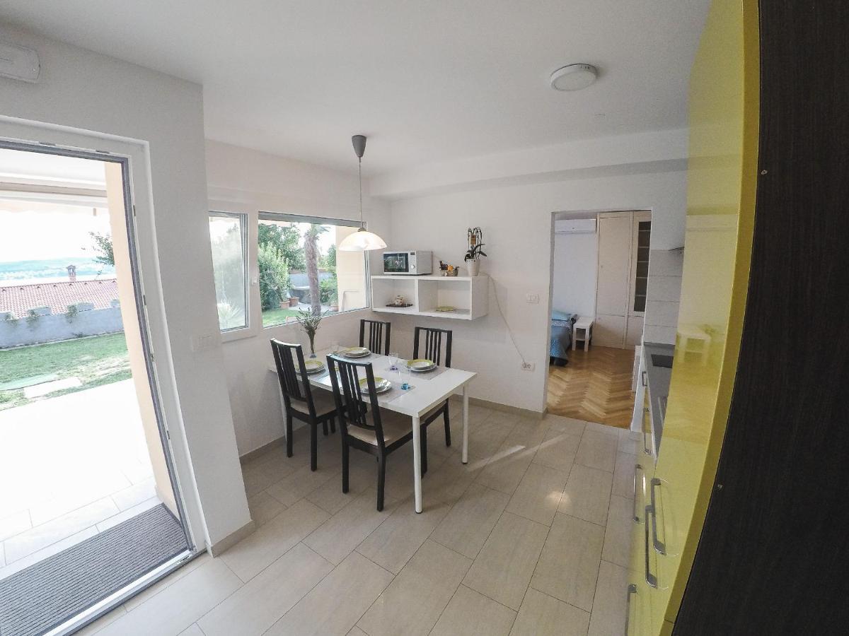 Garden View Apartments Ankaran Dış mekan fotoğraf