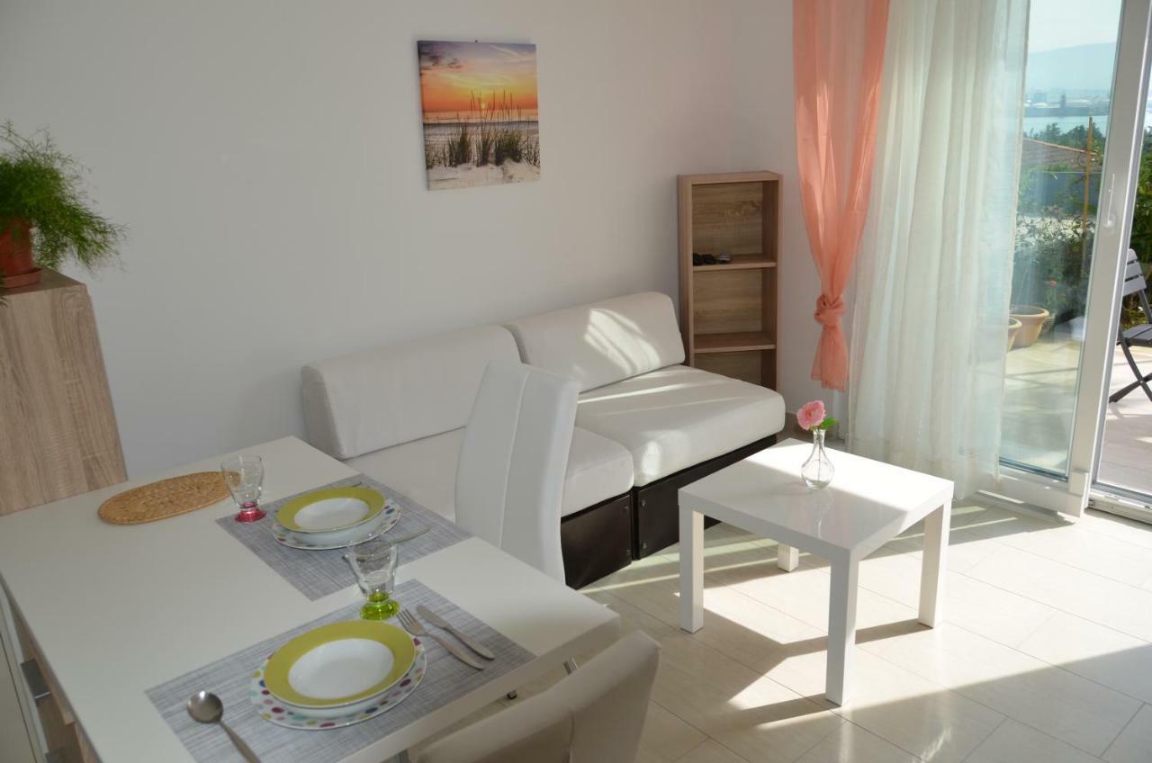 Garden View Apartments Ankaran Dış mekan fotoğraf