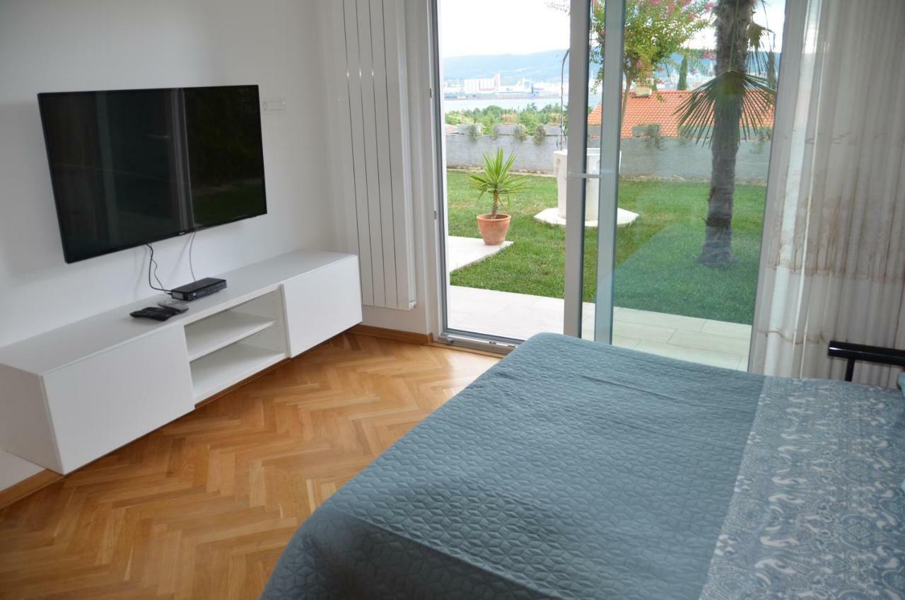 Garden View Apartments Ankaran Dış mekan fotoğraf