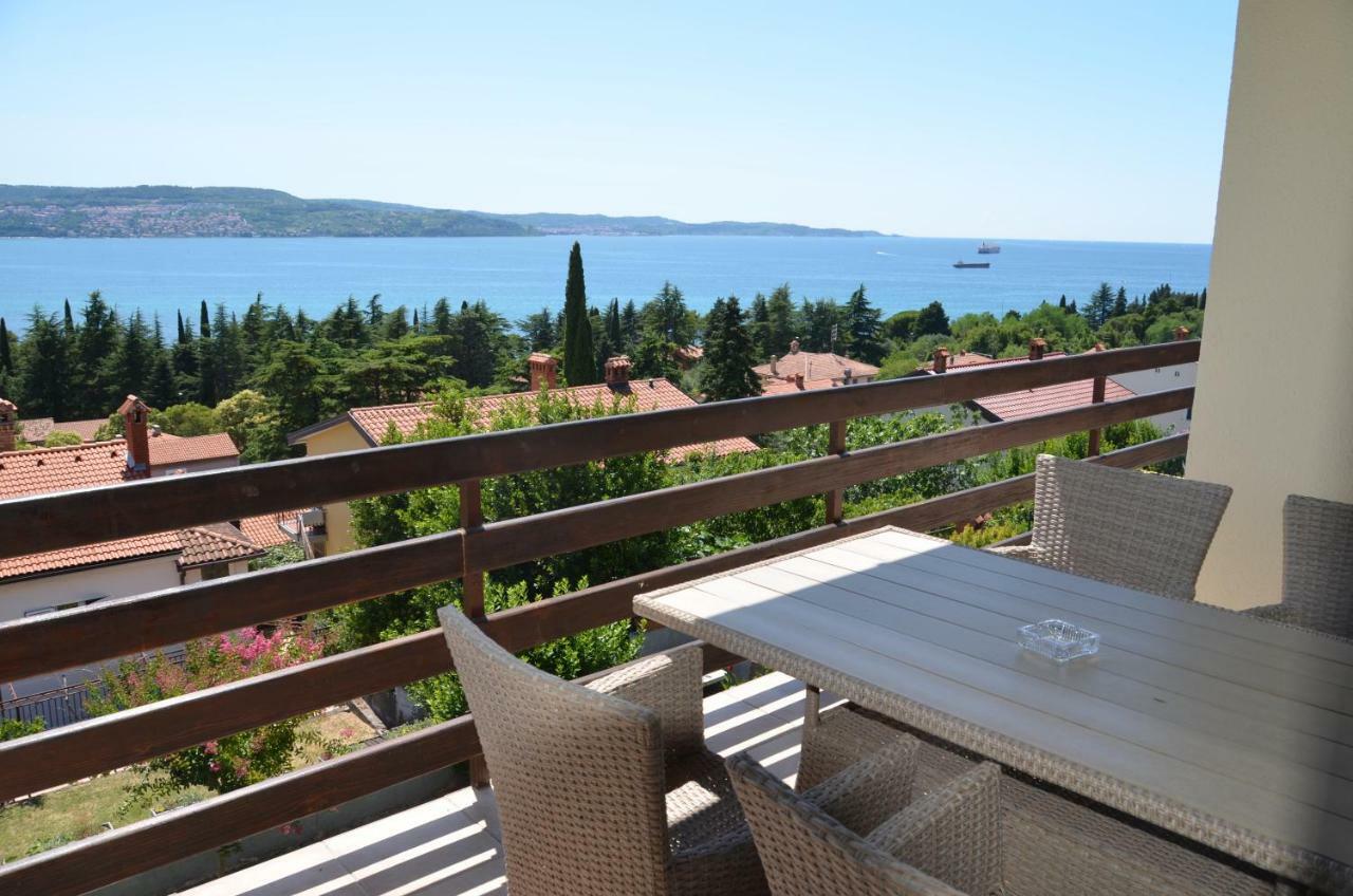 Garden View Apartments Ankaran Dış mekan fotoğraf